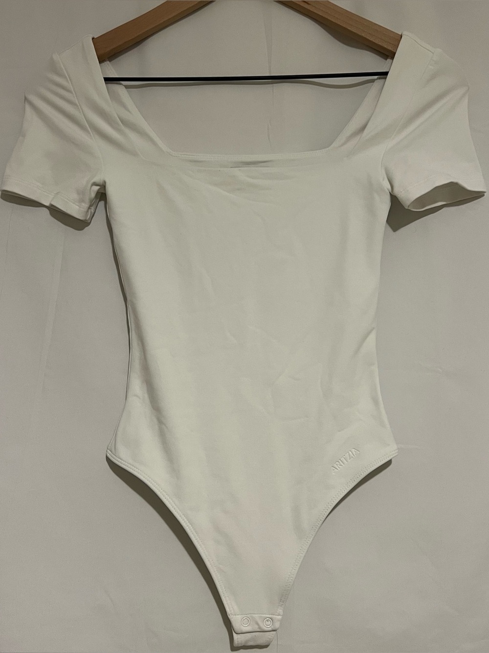 Aritzia Contour Manner Squareneck Bodysuit